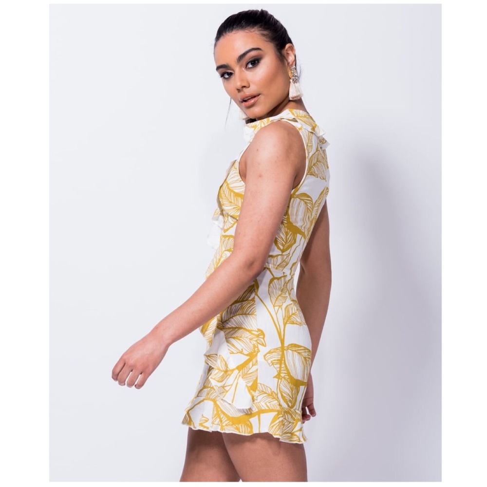 Leaf Print Frill Detail Playsuit - Picture 4 of 8